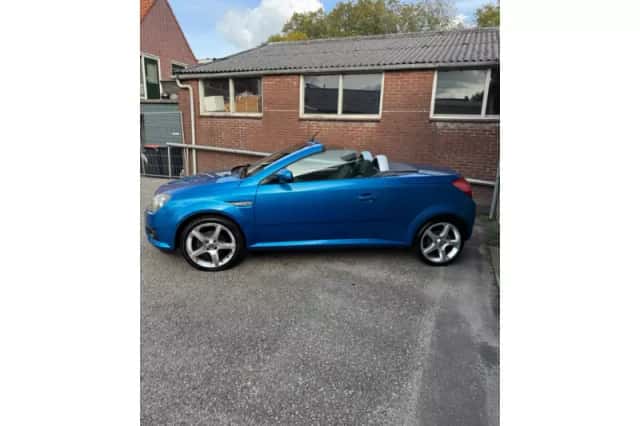 Opel Tigra (2005) thumbnail 4