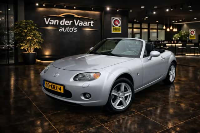 Mazda MX-5 (2010) thumbnail 1