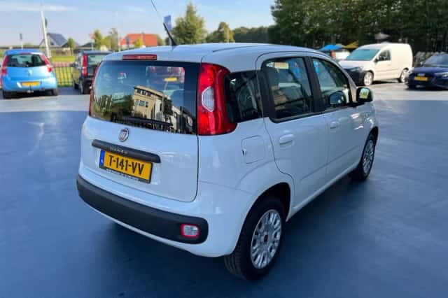 Fiat Panda (2019) thumbnail 5
