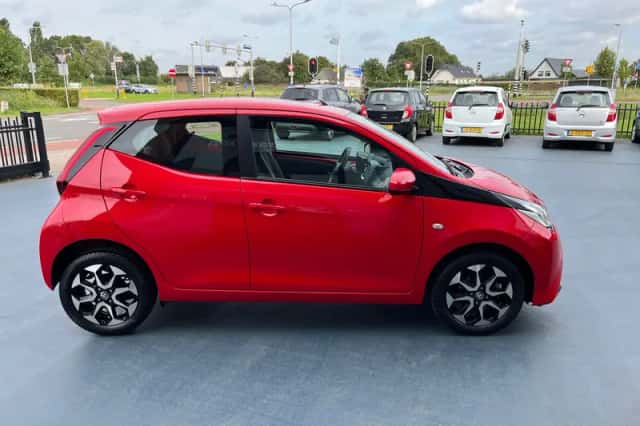 Toyota Aygo (2019) thumbnail 6