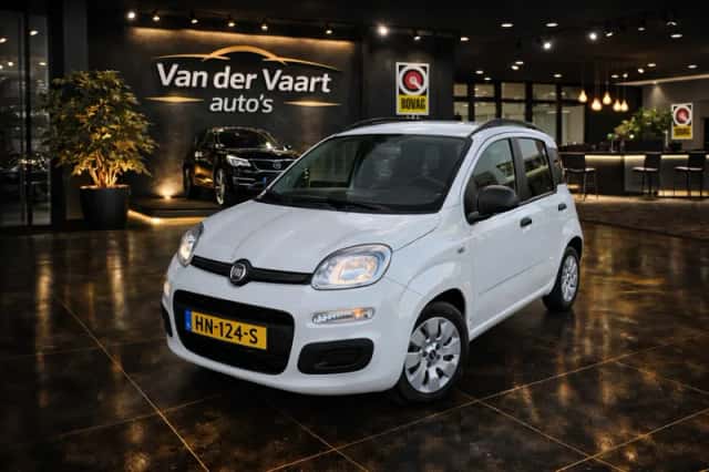 Fiat Panda (2015) thumbnail 1