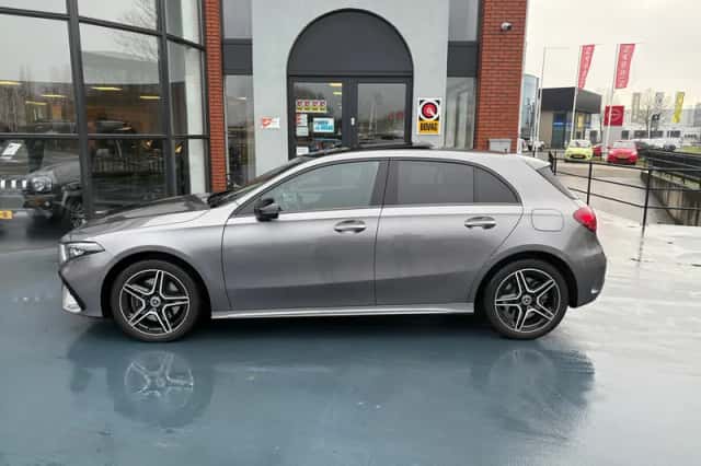 Mercedes-Benz A-Klasse (2024) thumbnail 3