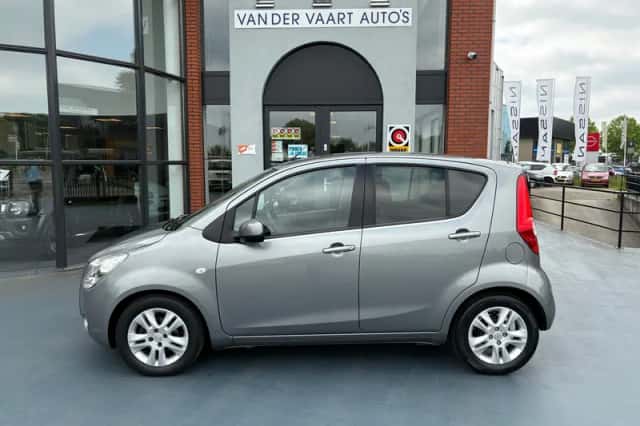 Opel Agila (2012) thumbnail 2
