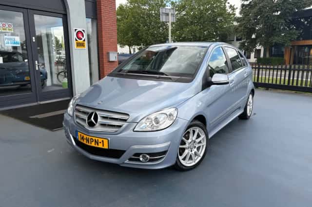Mercedes-Benz B-Klasse (2010) thumbnail 1