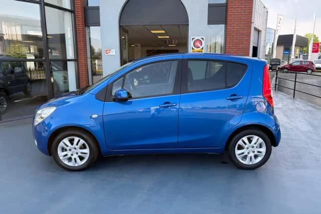 Opel Agila (2011) thumbnail 2