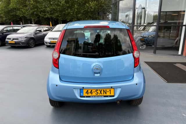 Opel Agila (2011) thumbnail 4
