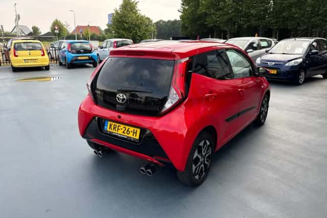 Toyota Aygo (2021) thumbnail 5