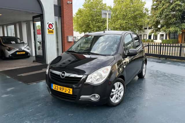 Opel Agila (2011) thumbnail 1