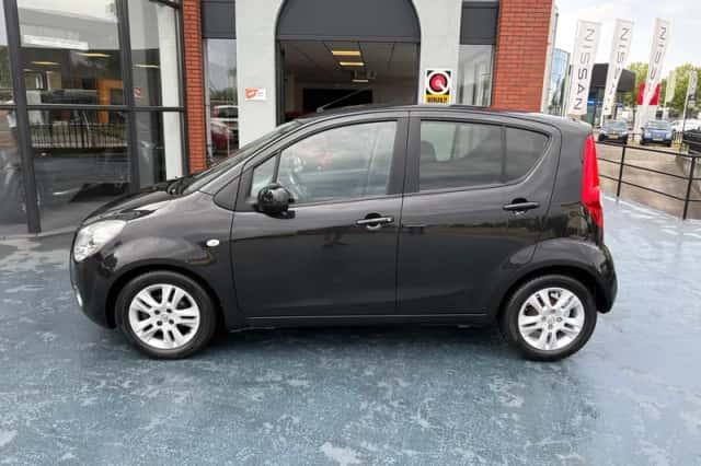 Opel Agila (2011) thumbnail 2
