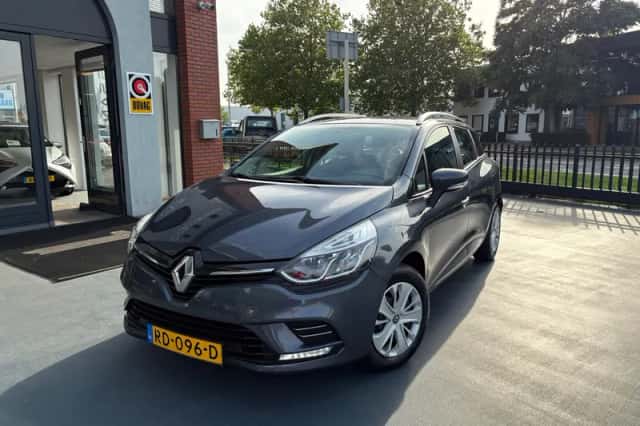 Renault Clio (2017) thumbnail 1