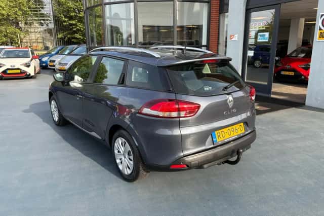 Renault Clio (2017) thumbnail 3