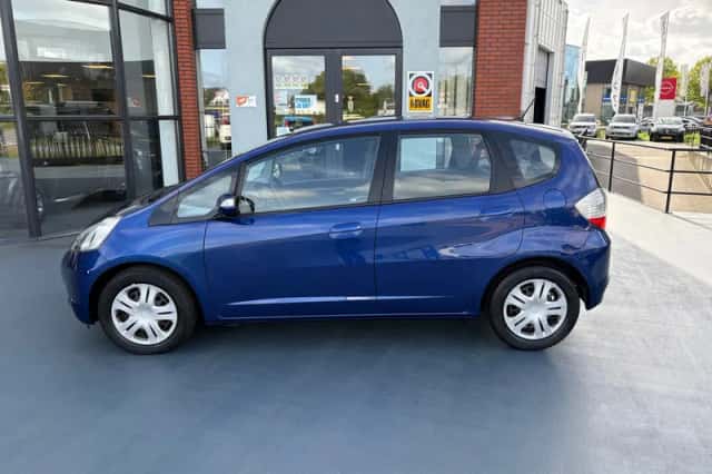 Honda Jazz (2009) thumbnail 2
