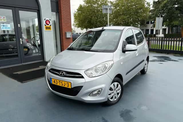 Hyundai i10 (2012) thumbnail 1