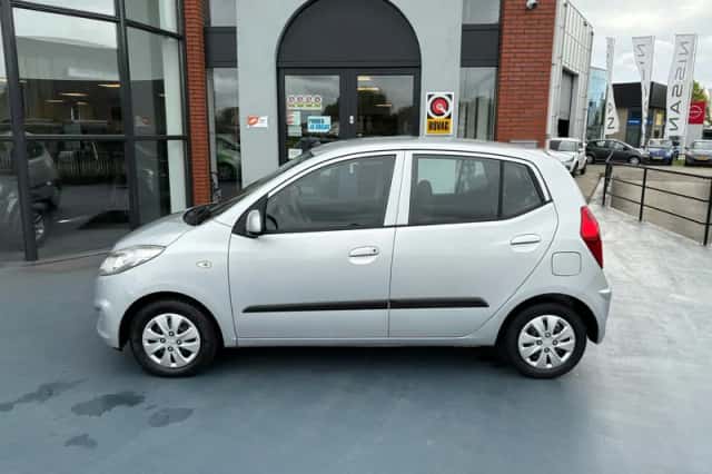 Hyundai i10 (2012) thumbnail 2