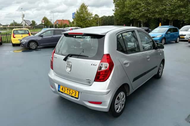 Hyundai i10 (2012) thumbnail 5