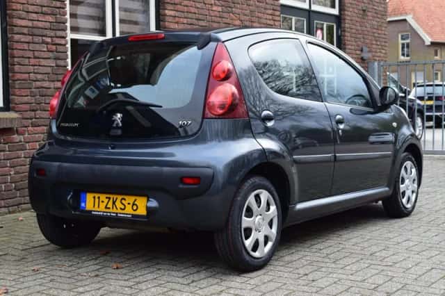 Peugeot 107 (2012) thumbnail 5