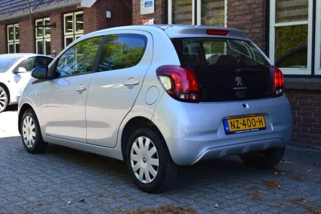 Peugeot 108 (2014) thumbnail 3