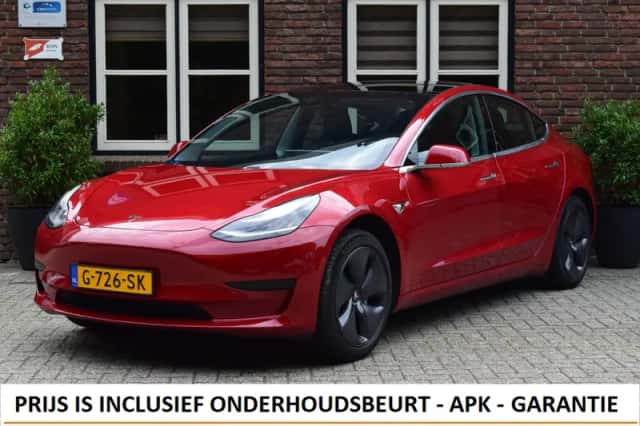 Tesla Model 3 (2019) thumbnail 1