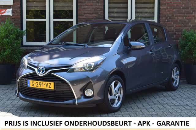 Toyota Yaris (2017) thumbnail 1
