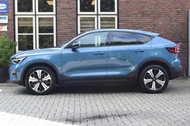Volvo C40 (2023) thumbnail 3