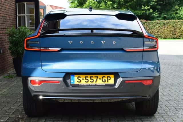 Volvo C40 (2023) thumbnail 5