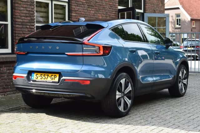 Volvo C40 (2023) thumbnail 6