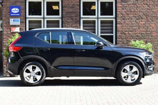 Volvo XC40 (2021) thumbnail 6