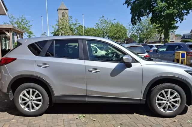 Mazda CX-5 (2016) thumbnail 6