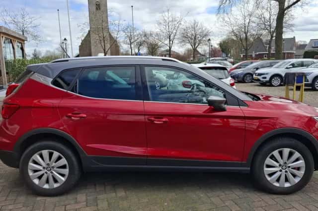 SEAT Arona (2018) thumbnail 6