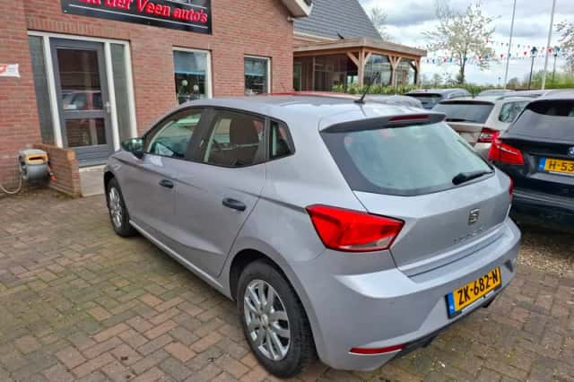 SEAT Ibiza (2018) thumbnail 3