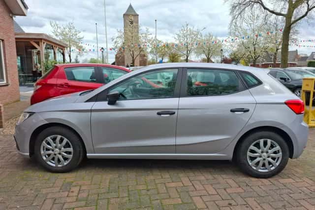 SEAT Ibiza (2018) thumbnail 6