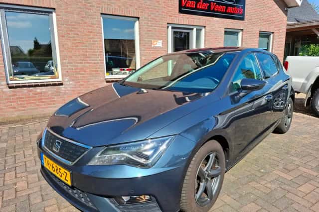 SEAT Leon (2018) thumbnail 1