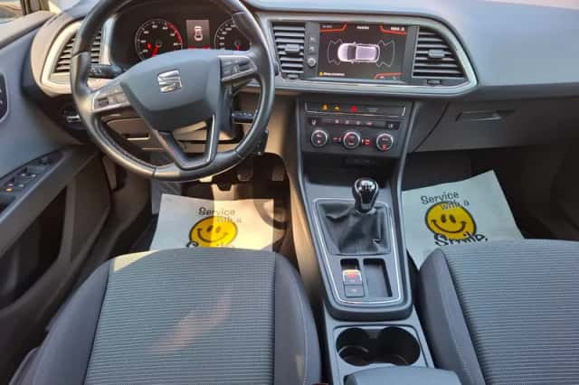 SEAT Leon (2018) thumbnail 2