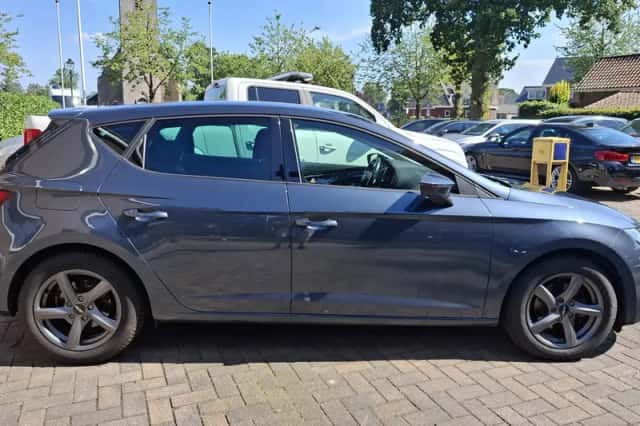 SEAT Leon (2018) thumbnail 6