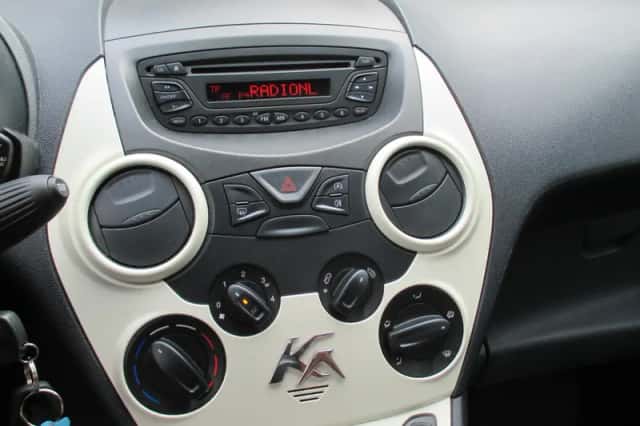 Ford Ka (2013) thumbnail 6