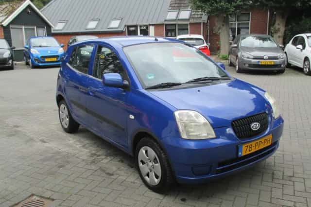 Kia Picanto (2004) thumbnail 4