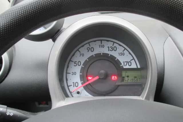 Peugeot 107 (2007) thumbnail 5