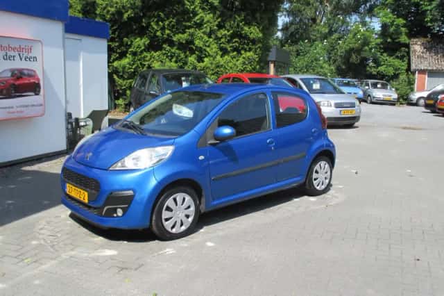 Peugeot 107 (2012) thumbnail 1