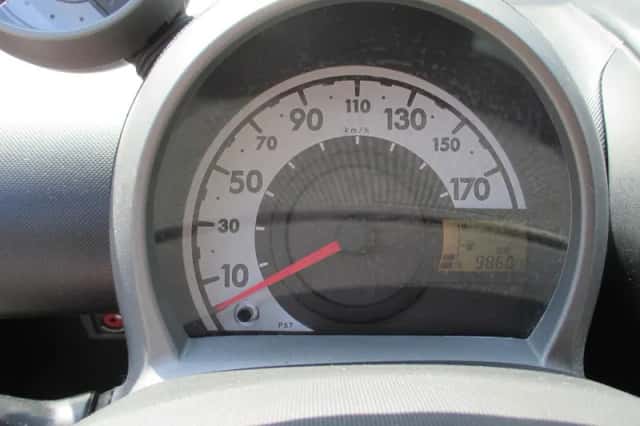 Peugeot 107 (2012) thumbnail 5