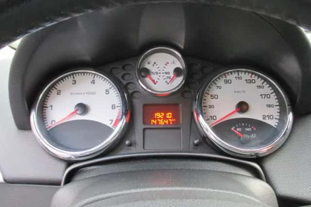 Peugeot 207 (2009) thumbnail 5