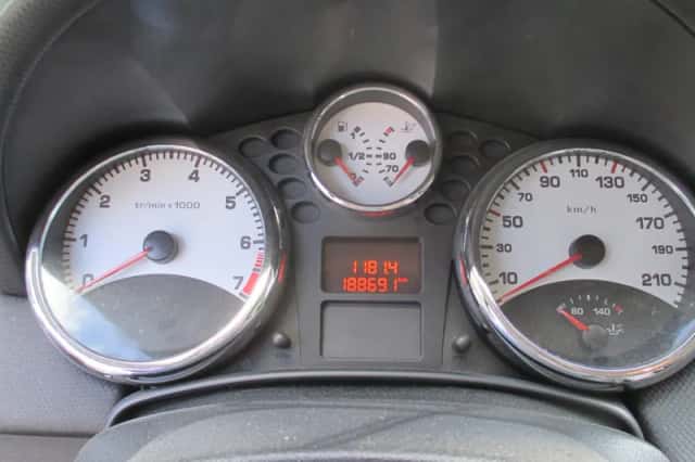 Peugeot 207 (2007) thumbnail 5