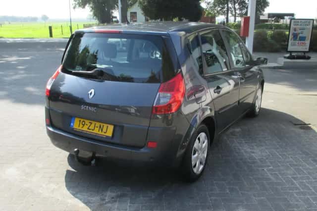 Renault Scénic (2008) thumbnail 3