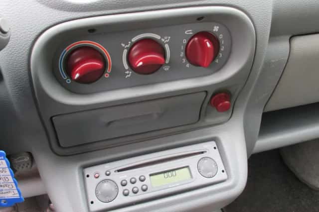 Renault Twingo (2002) thumbnail 6
