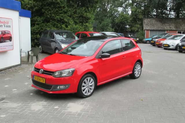 Volkswagen Polo (2011) thumbnail 1