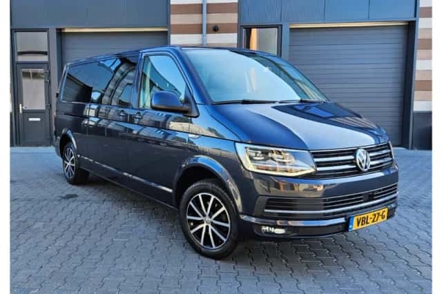 Volkswagen Transporter (2019) thumbnail 2