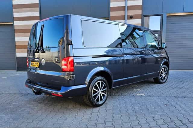 Volkswagen Transporter (2019) thumbnail 3