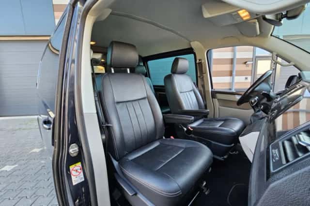 Volkswagen Transporter (2019) thumbnail 5