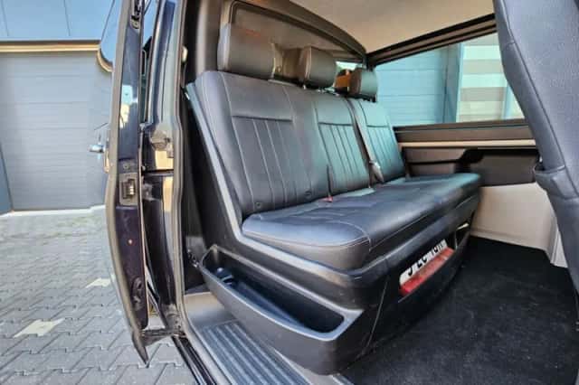 Volkswagen Transporter (2019) thumbnail 6