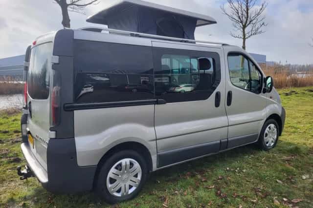 Opel Vivaro (2003) thumbnail 5