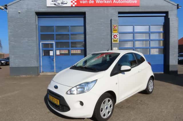 Ford Ka (2015) thumbnail 1